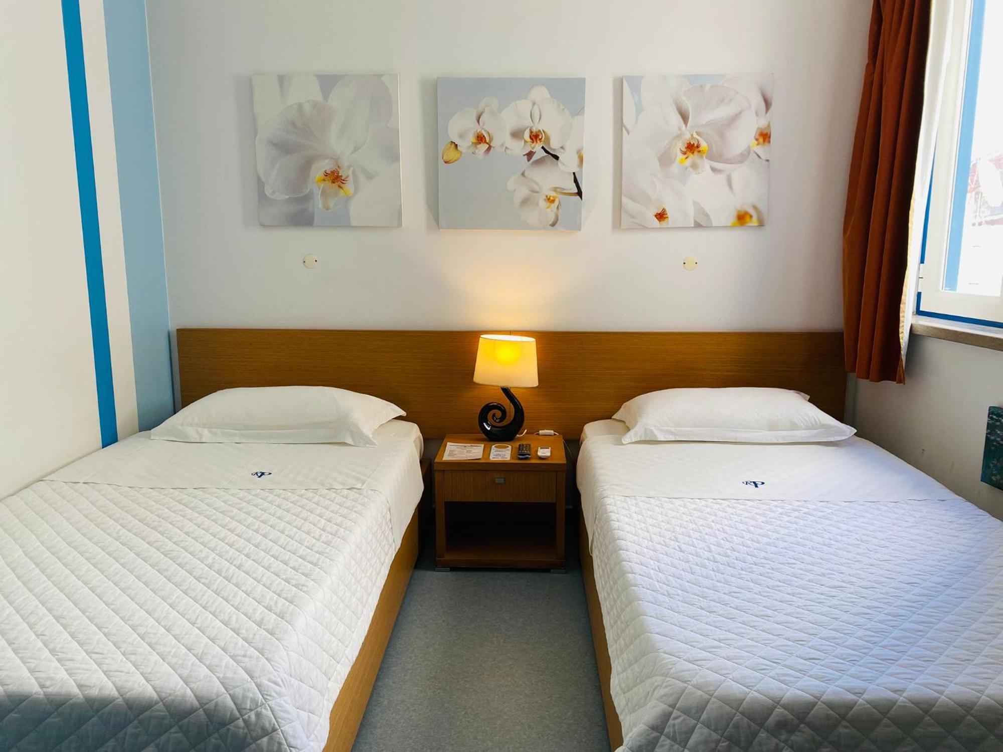 Weaa Hotel 纳扎雷 外观 照片